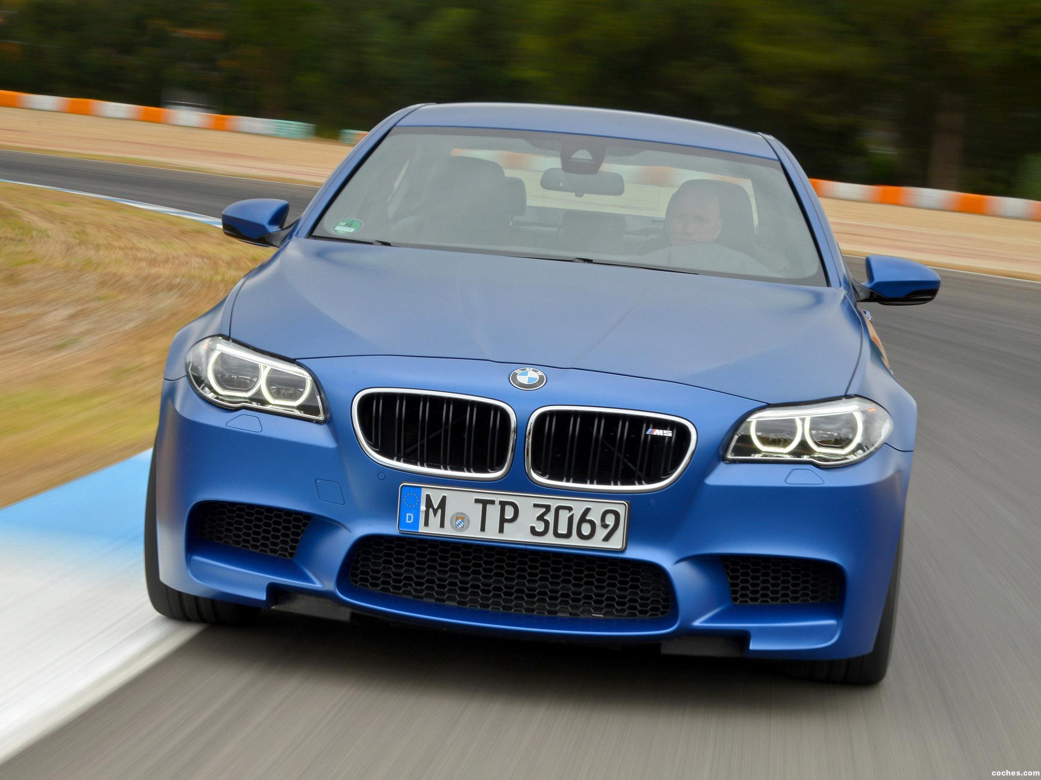 Бмв м5 4. BMW m5 f10 LCI. BMW m5 f10 Competition. BMW m5 2016. BMW m5 f10 2013.