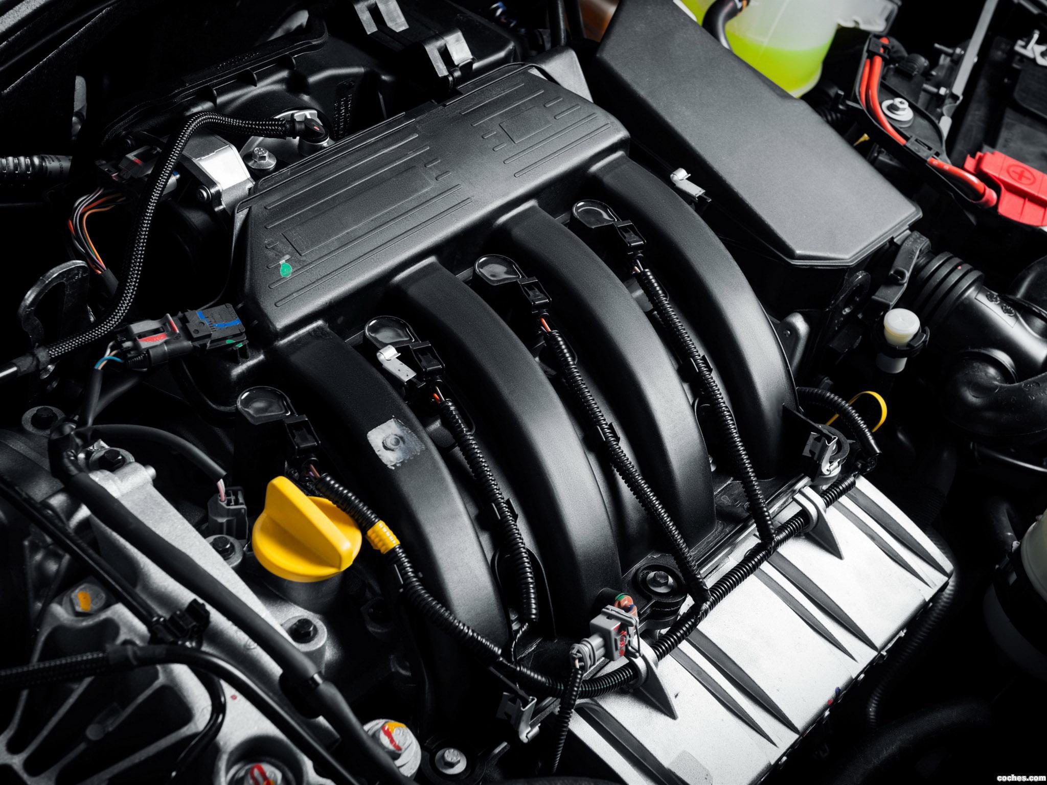Двигатель дастер 2.0 143. Двигатель Ниссан Террано 1.6. Мотор Ниссан Террано 2.0. Двигатель Рено Дастер 2 литра. Nissan Terrano 3 2015 двигатель.