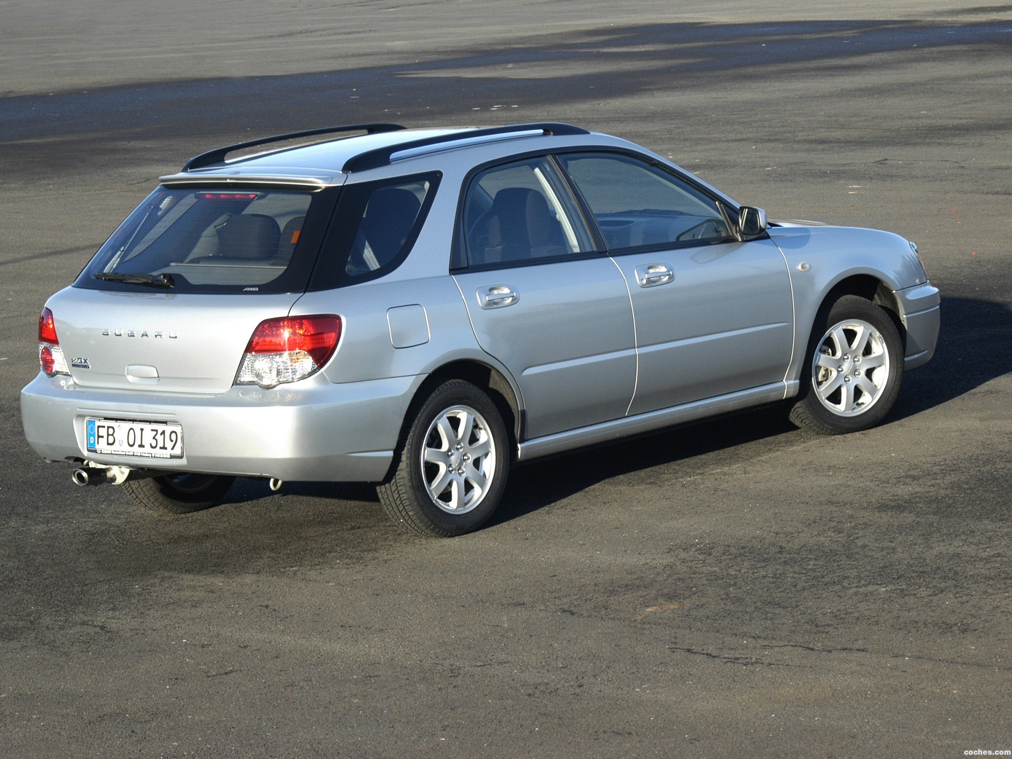 Fotos de Subaru Impreza Combi 2003